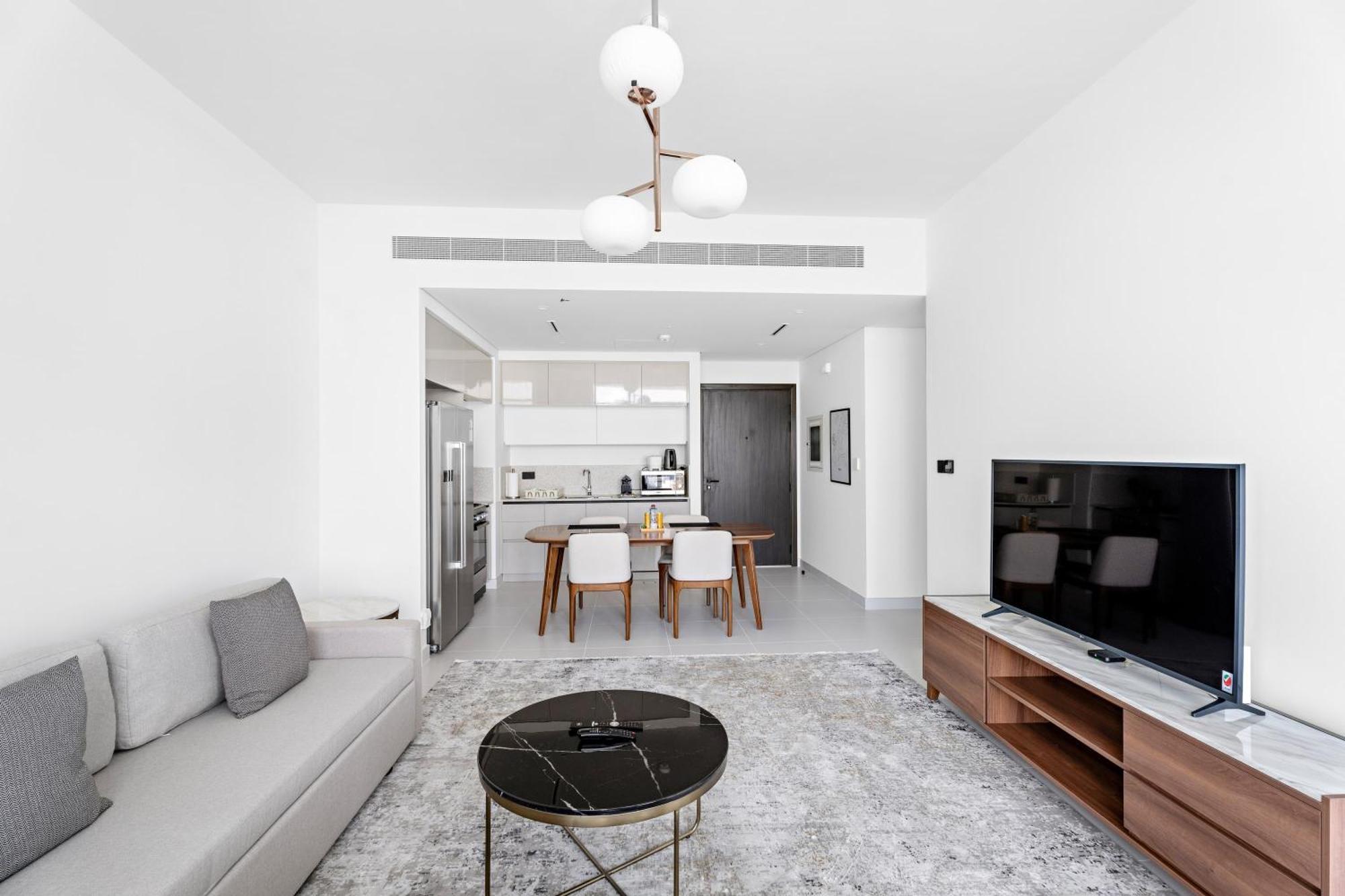 Family Friendly 2bdr With Sea & View Dubai