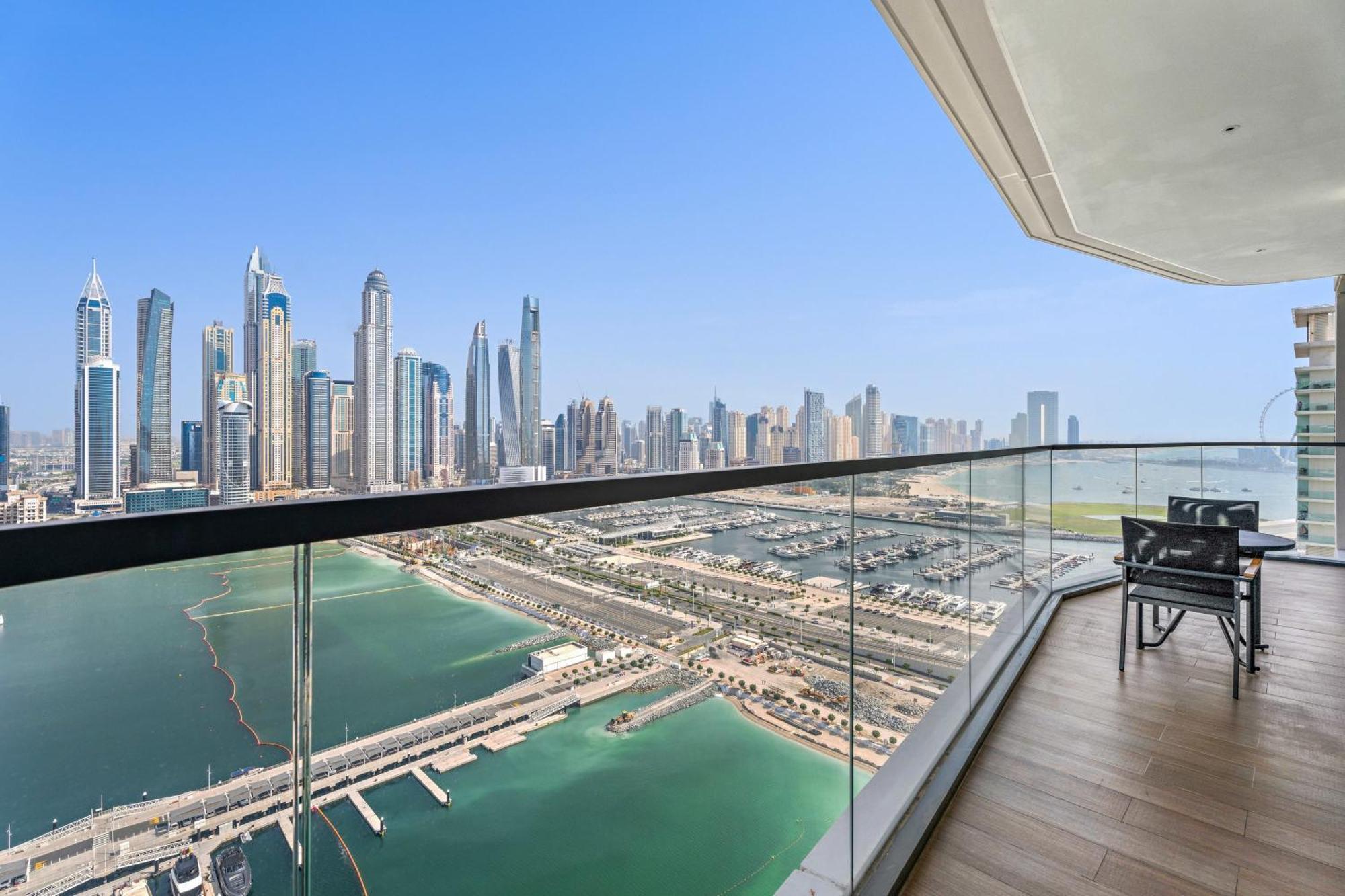 Apartment Family Friendly 2bdr With Sea & View Dubai